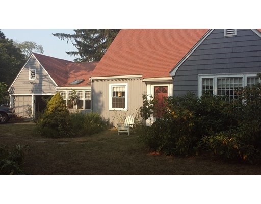 1 W Shore Dr, Marblehead, MA 01945 - photo 1