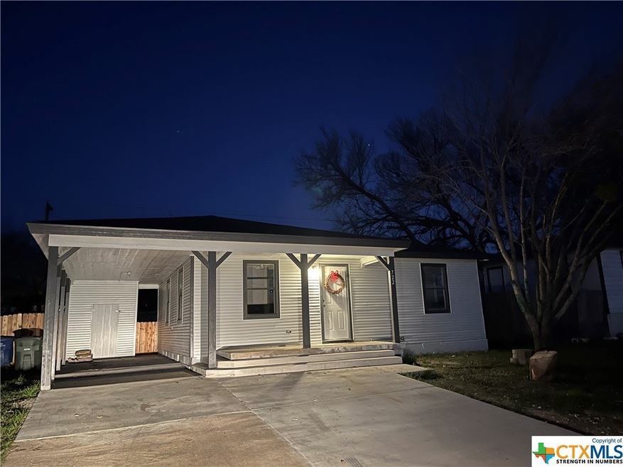 722 W Avenue B, Copperas Cove, TX 76522 - photo 1