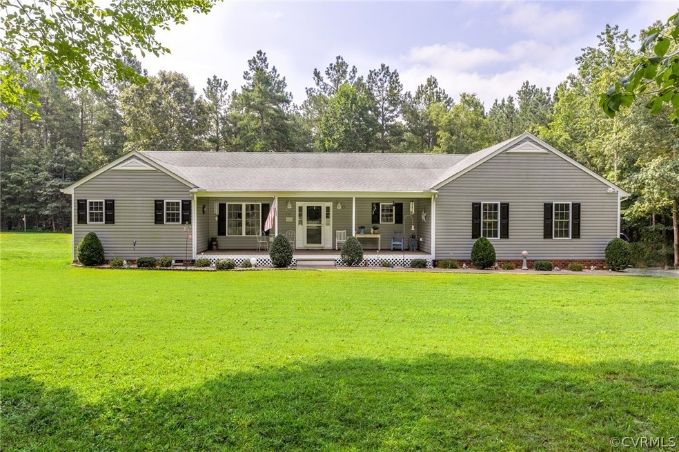 7871 Stonewall Place, Amelia Court House, VA 23002 - photo 1