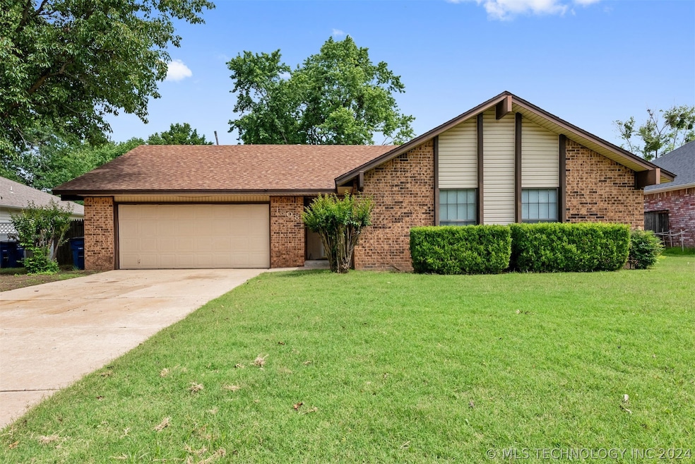 Meticulously maintained property!!
