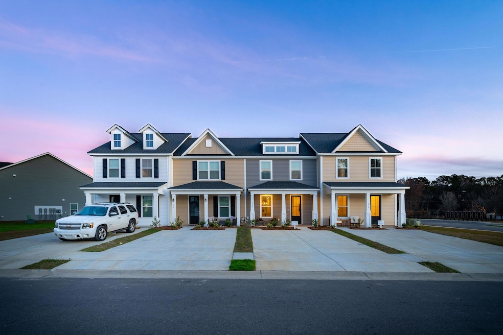 For Sale $284,661 • Co-Listing Agent