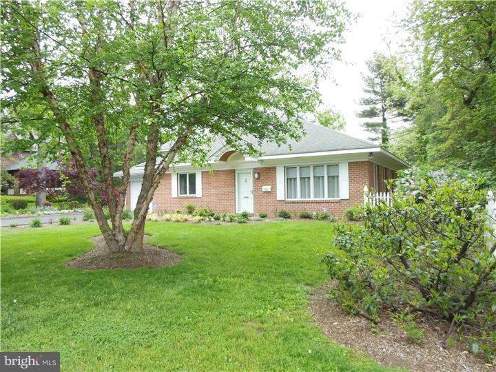 121 Greenleigh Ct, Merchantville, NJ 08109 - photo 1