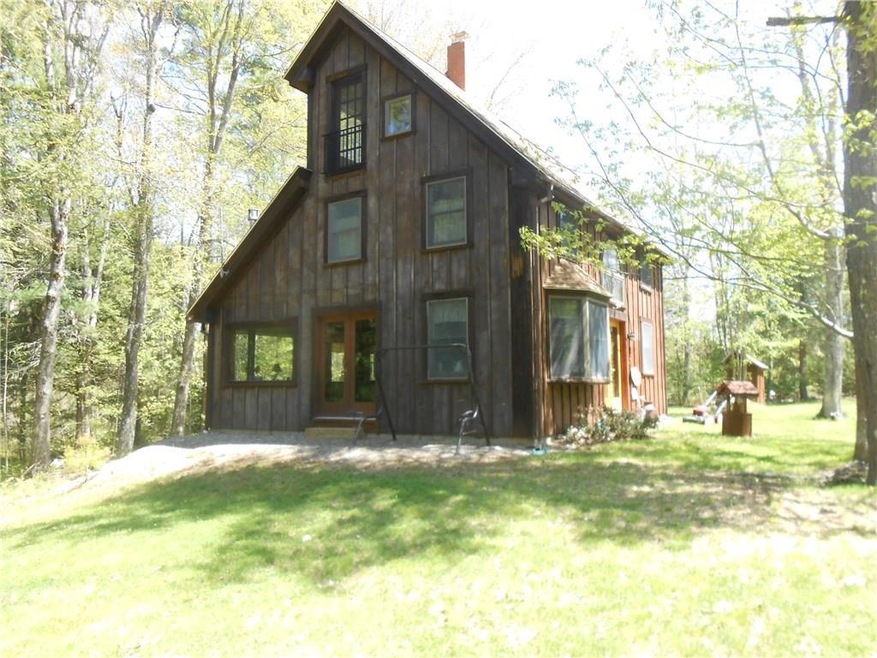 House facing the river