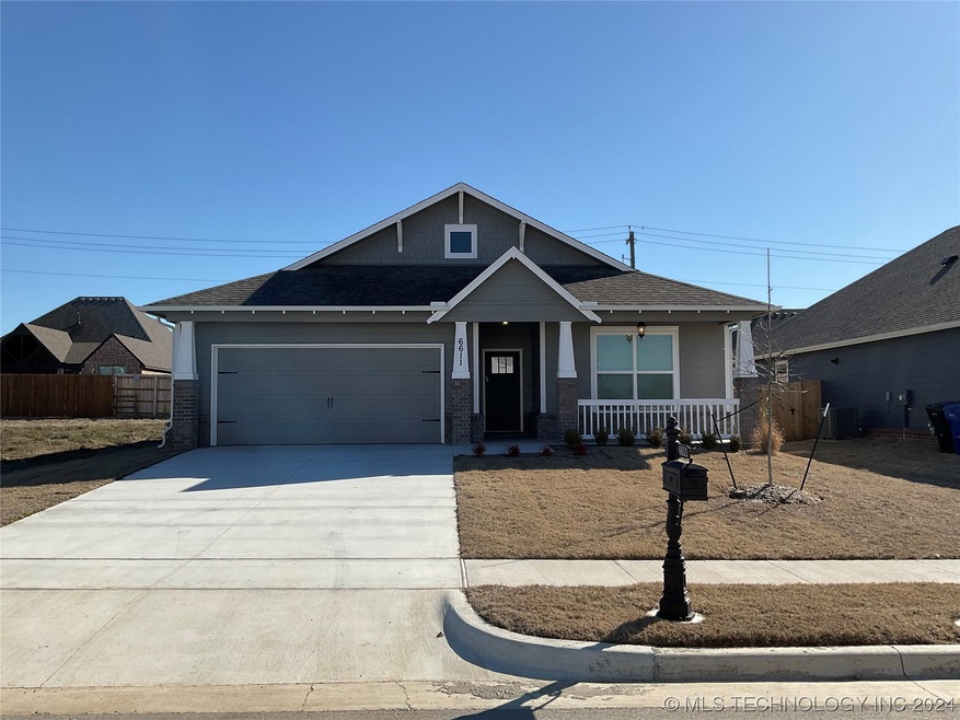 6611 S Yellowood Ave, Broken Arrow, OK 74011 - photo 1