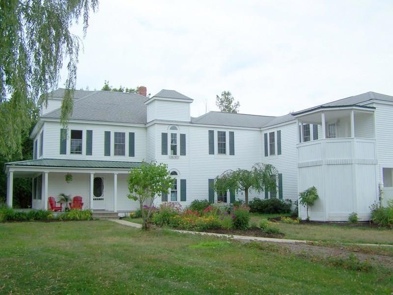 Beautiful farmhouse in a beautiful...