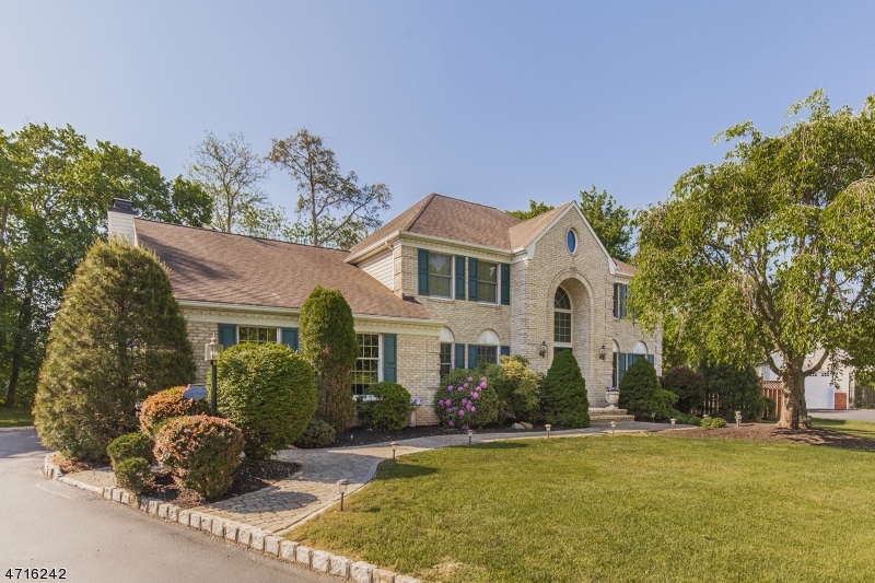 7 Duke Ct, Bridgewater, NJ 08807 - photo 1