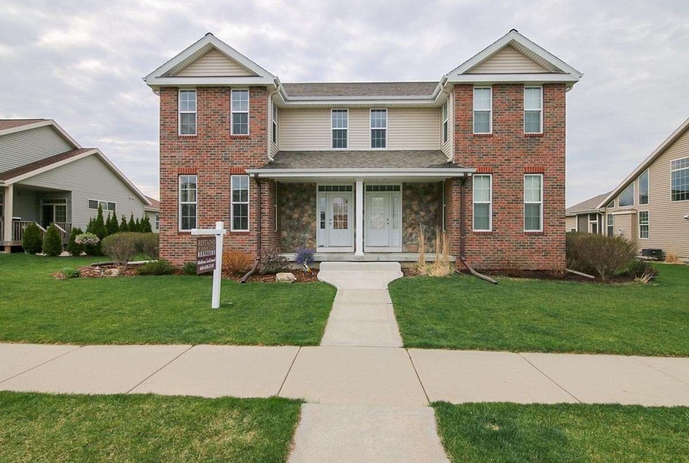 5225 Teaberry Ln, Fitchburg, WI 53711 - photo 1