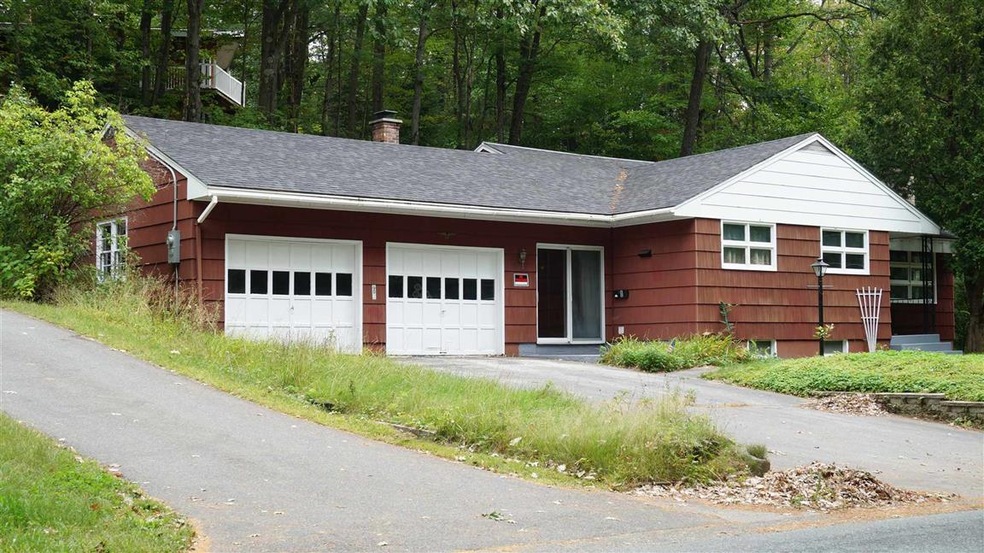 90 W Elm St, Littleton, NH 03561 - photo 1