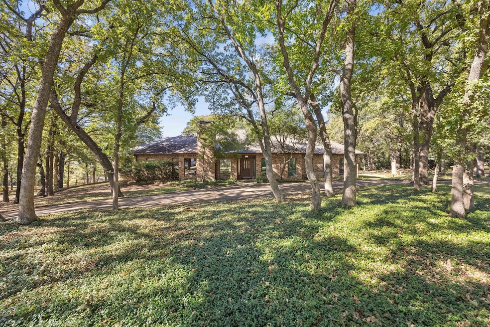 
Welcome to your dream home in the heart of Southlake, Texas!