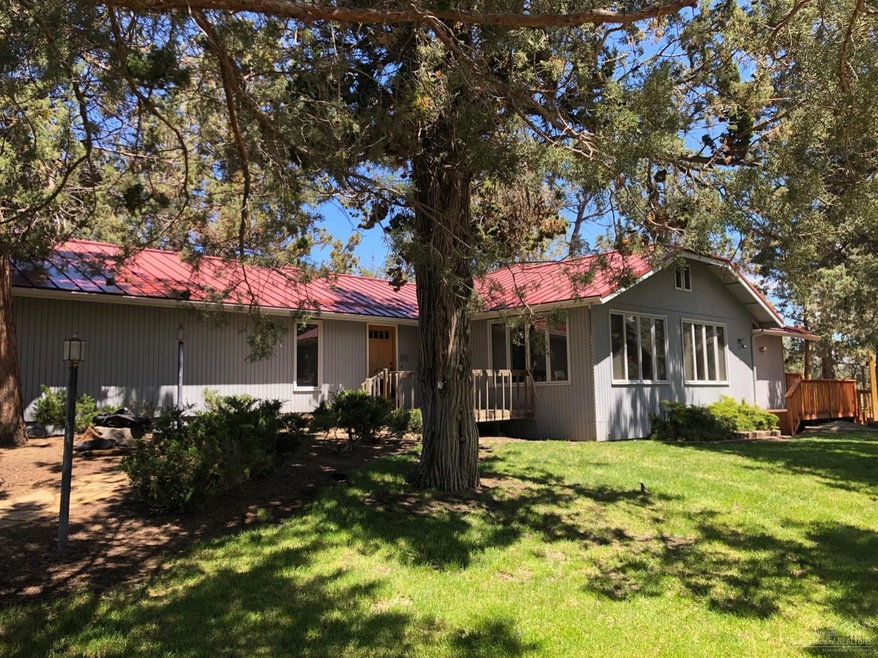 18410 Couch Market Rd, Bend, OR 97703 - photo 1