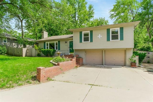 12707 W 55th St, Shawnee, KS 66216 - photo 1