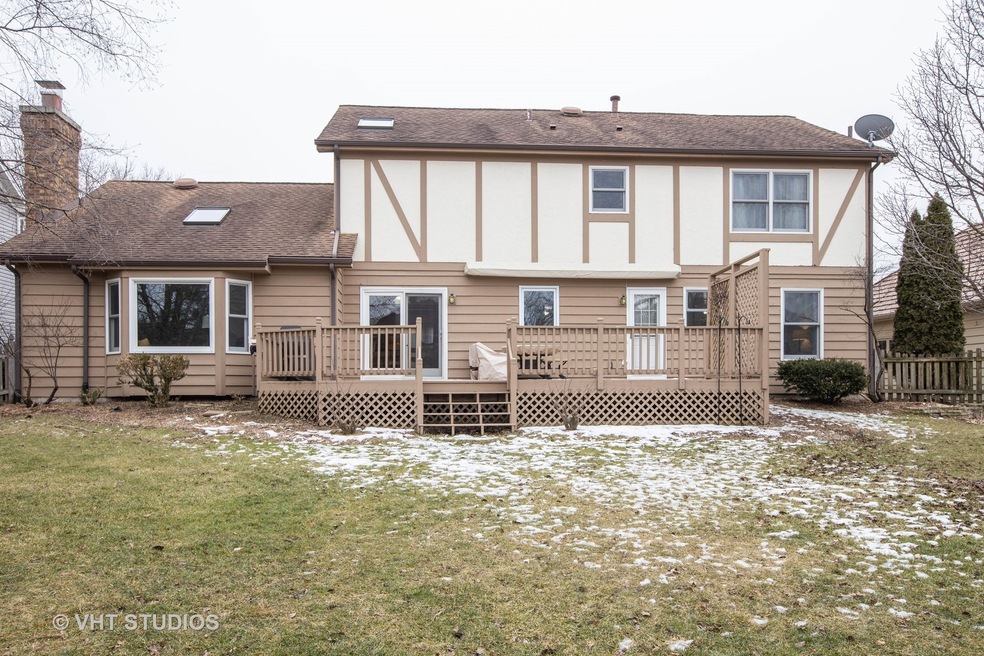 2137 University Dr, Naperville, IL 60565 - photo 1