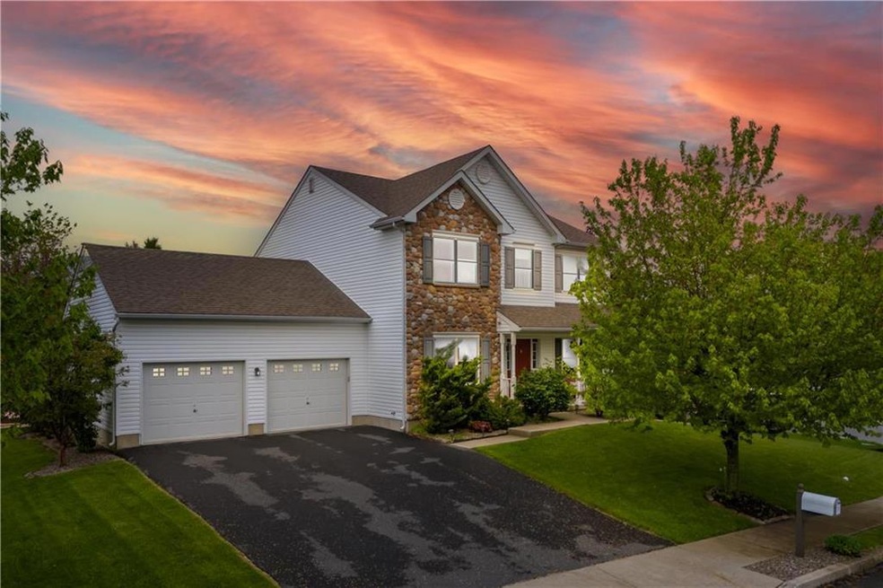 Beautiful views and location!