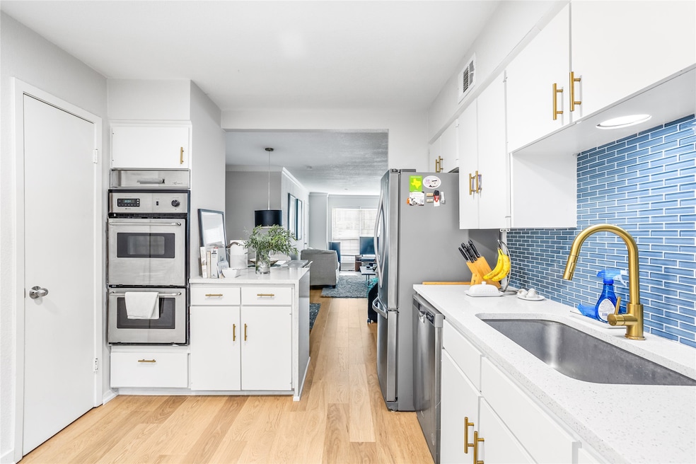 7924 Royal Ln unit 106, Dallas, TX 75230 - photo 1