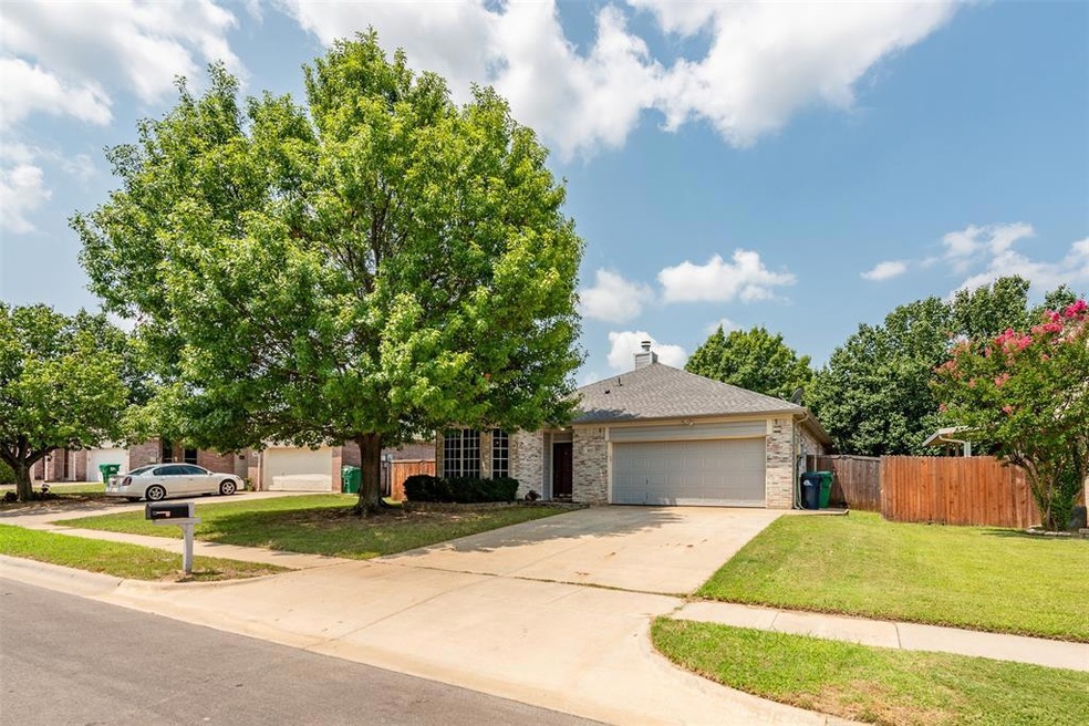 3932 Overlake Dr, Denton, TX 76210 - photo 1