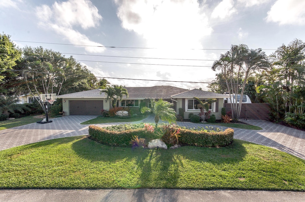 7000 Carissa Cir West Palm-large-001-34-
