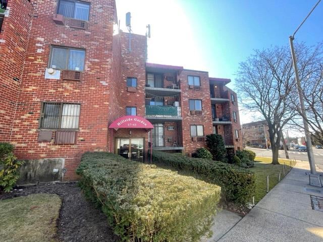 5745 74th St unit 306, Middle Village, NY 11379 - photo 1