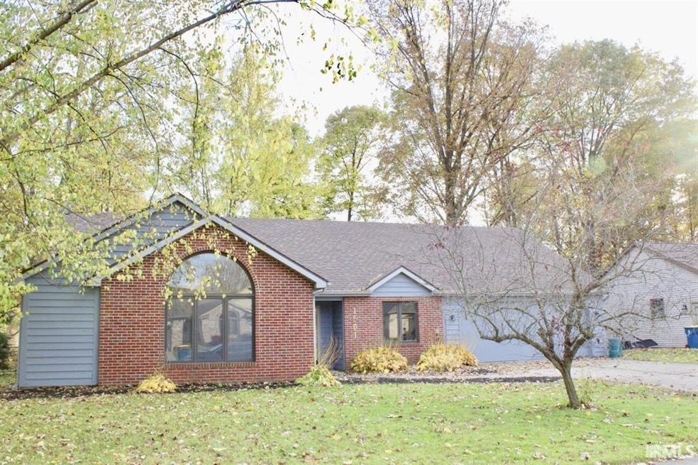 1501 Foley Ct, Auburn, IN 46706 - photo 1