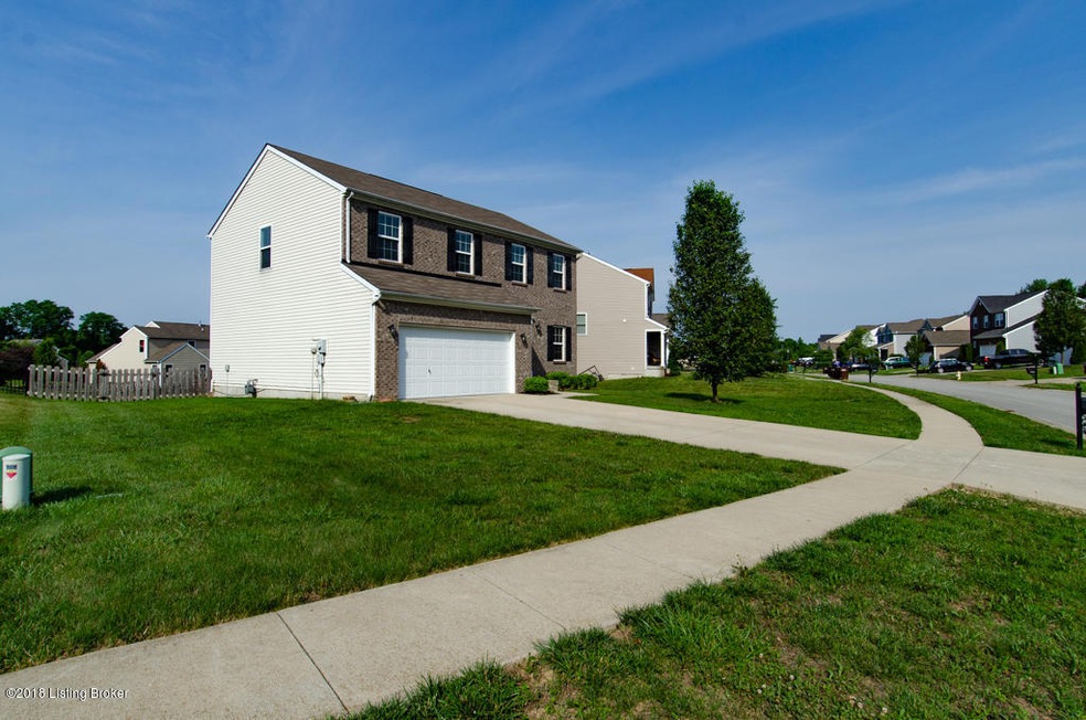 10101 Hornbeam Blvd, Louisville, KY 40228 - photo 1