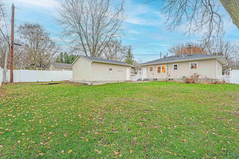 For Sale $375,000 • Co-Listing Agent