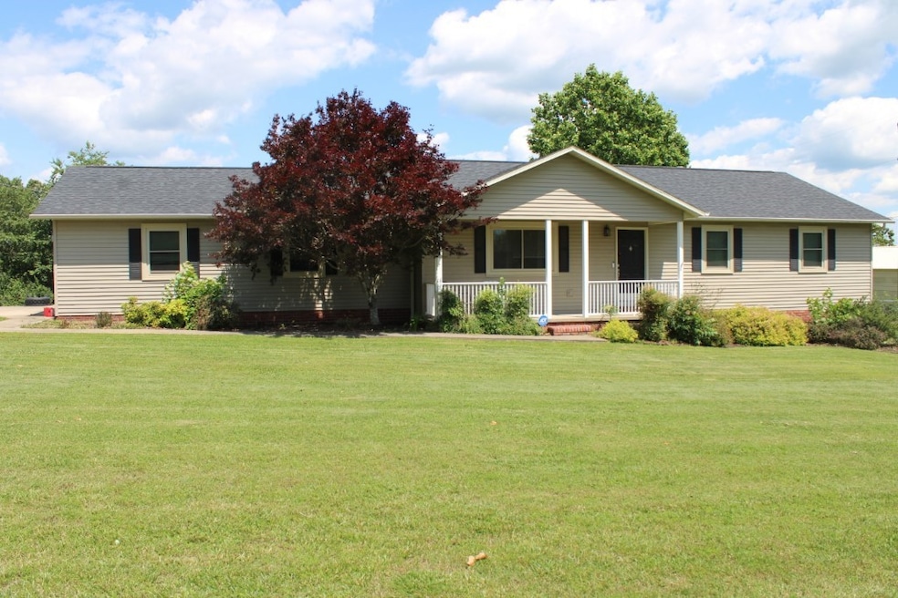 6422 Mandy Ln E, Harrison, AR 72601 - photo 1