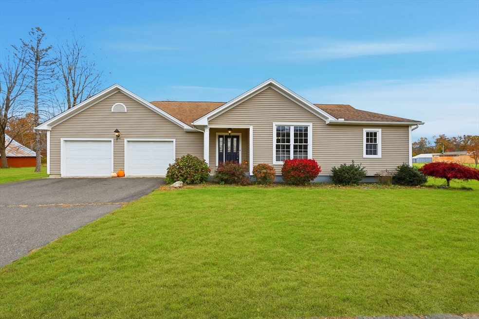 118 Willimansett St, South Hadley, MA 01075 - photo 1