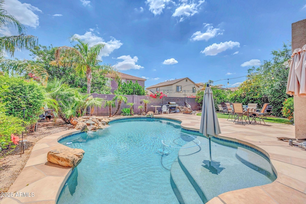 10613 E Knowles Ave, Mesa, AZ 85209 - photo 1