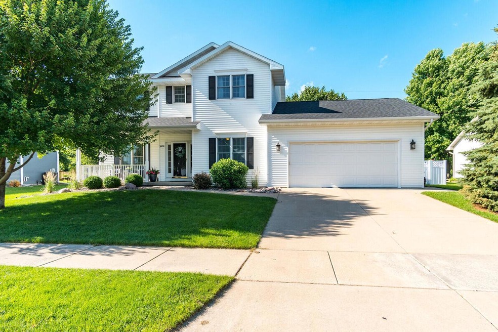 1009 Eastwood St, Holmen, WI 54636 - photo 1