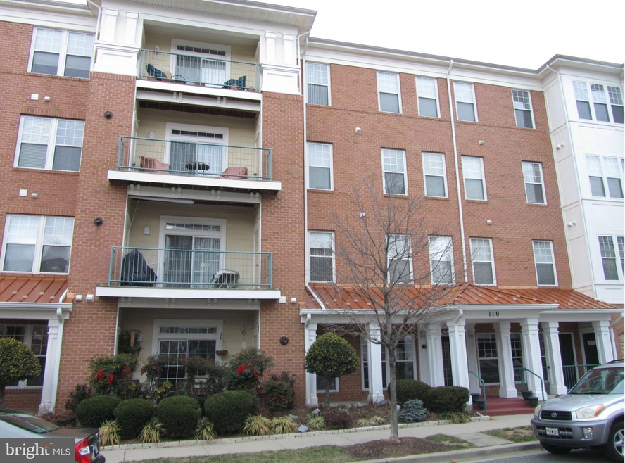 110 Chevy Chase St, Gaithersburg, MD 20878 - photo 1