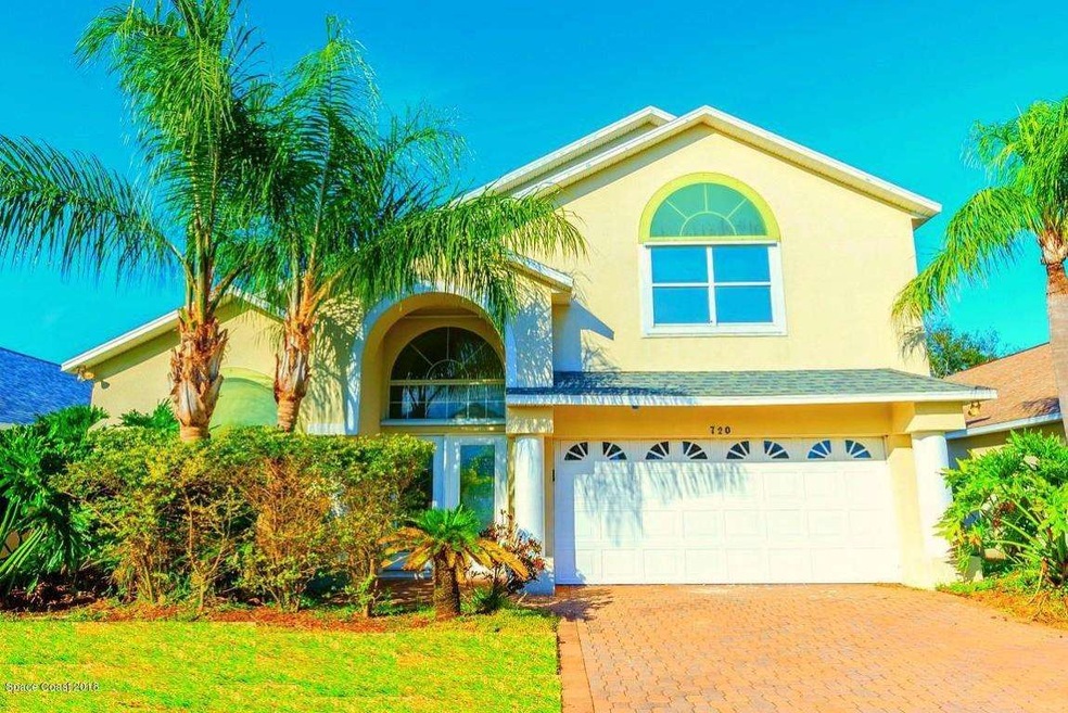 720 Sunset Lakes 01