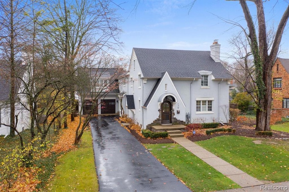 179 Suffield Ave