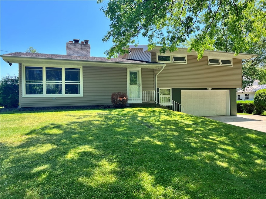 3933 Tonquin St, Erie, PA 16506 - photo 1