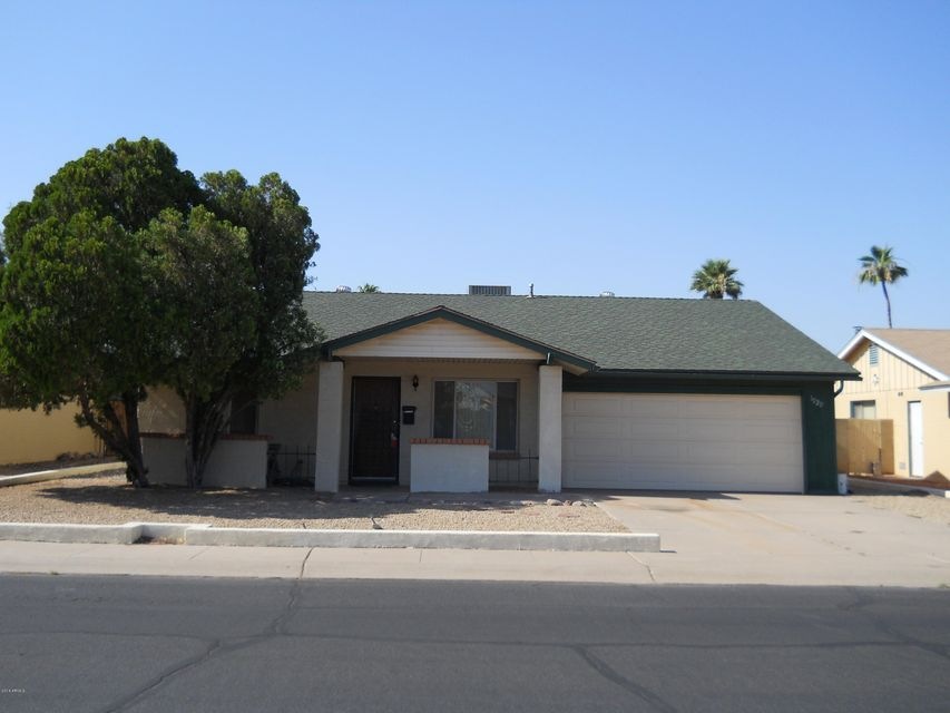 1929 E. Richards Drive 001