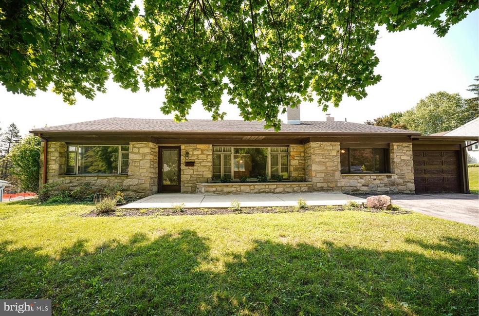 207 Brookthorpe Cir, Broomall, PA 19008 - photo 1