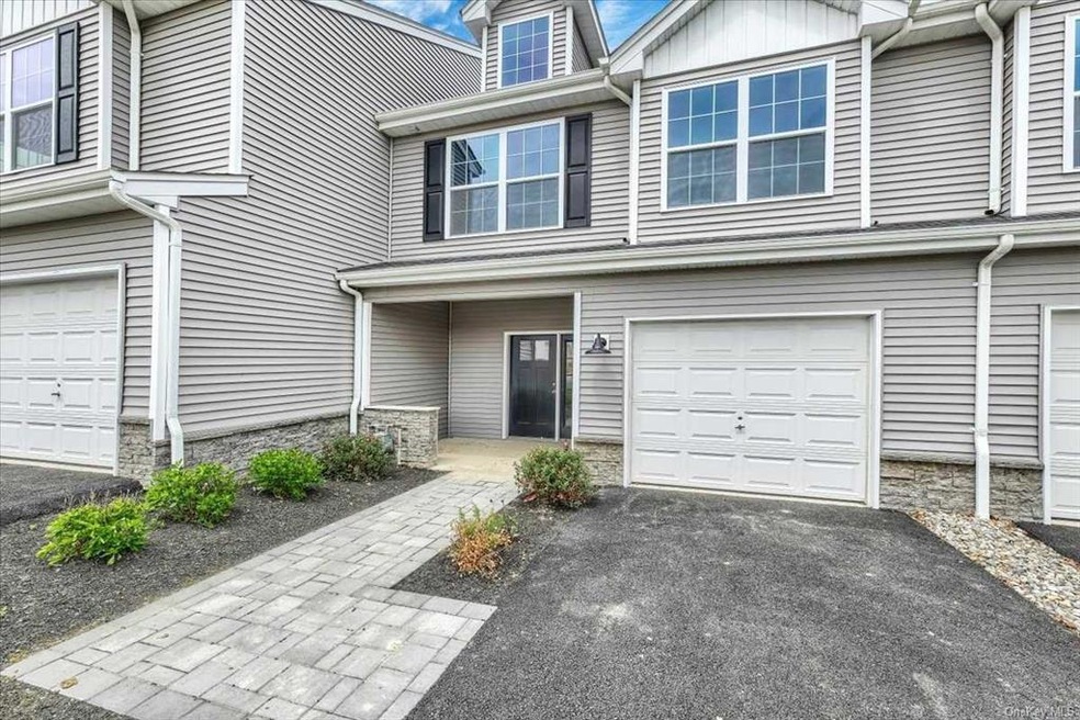 8 Champlain Way, West Fishkill, NY 12590 - photo 1