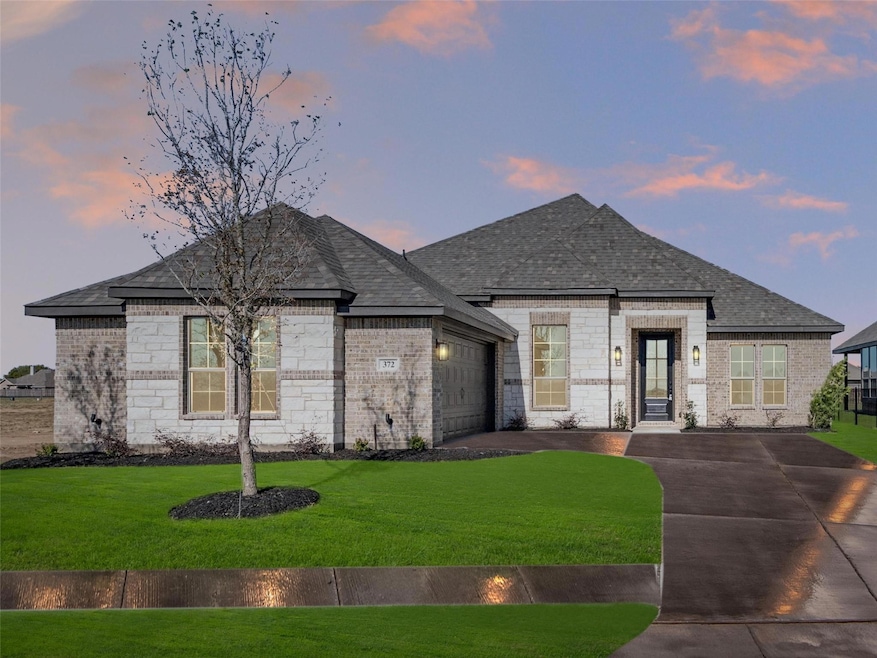 372 Paddle Boat Dr, Granbury, TX 76049 - photo 1