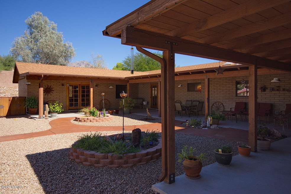 REAR VIEW OF HOUSE