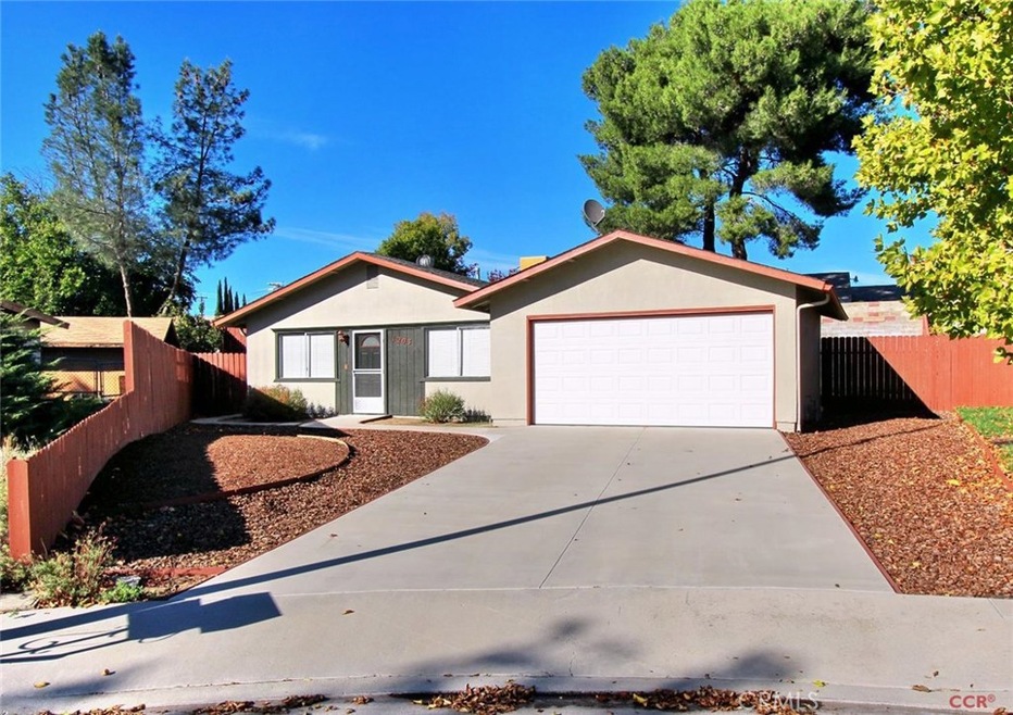 1203 Frances St, Paso Robles, CA 93446 - photo 1