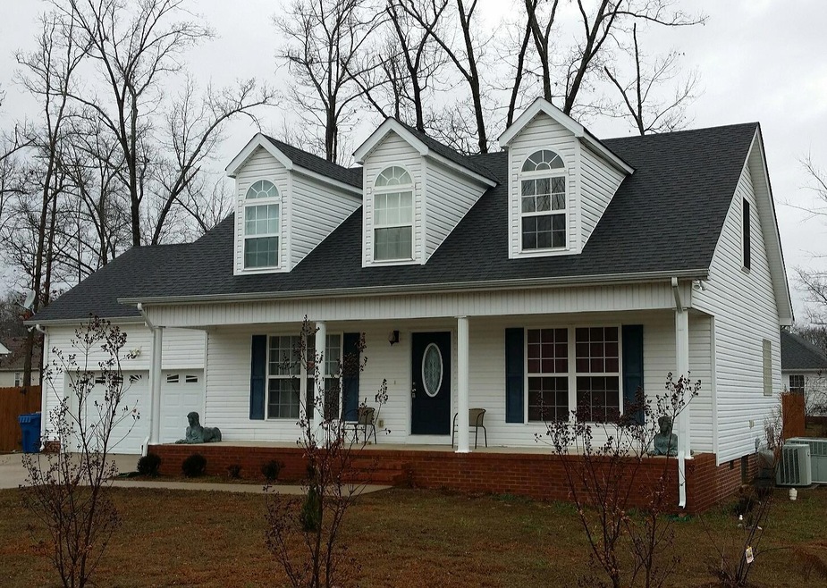 403 Indian Springs Cir, Manchester, TN 37355 - photo 1