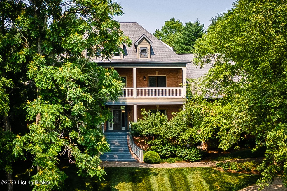 Sold $1,099,715 • Co-Listing Agent