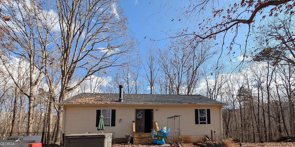 112 Lumpkin View Dr, Cleveland, GA 30528 - photo 1