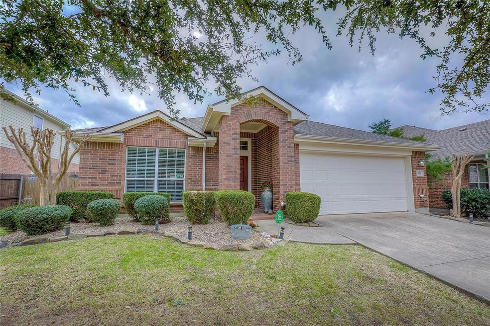 303 Highland Ridge Dr, Wylie, TX 75098 - photo 1