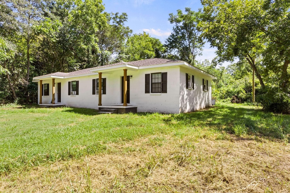 1204 Evergreen St, Anderson, SC 29625 - photo 1