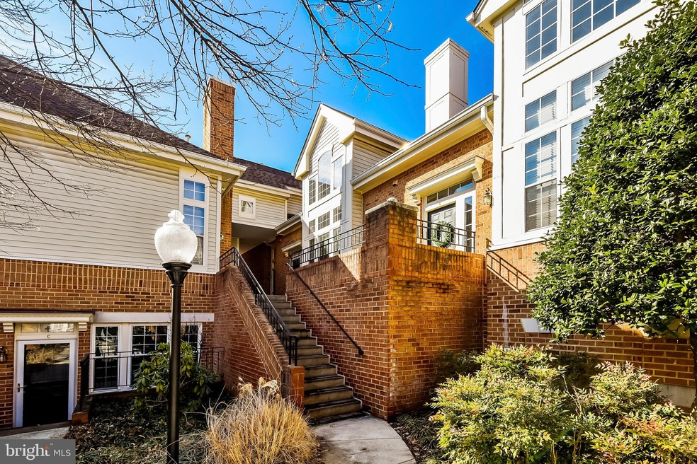 7021 Haycock Rd unit 806, Falls Church, VA 22043 - photo 1