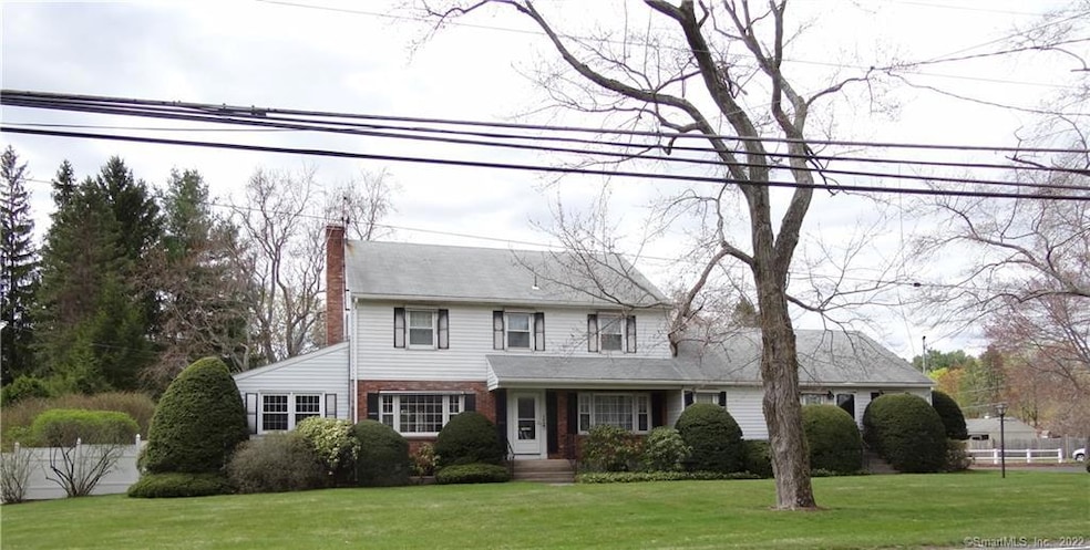 199 N Maple St, Enfield, CT 06082 - photo 1