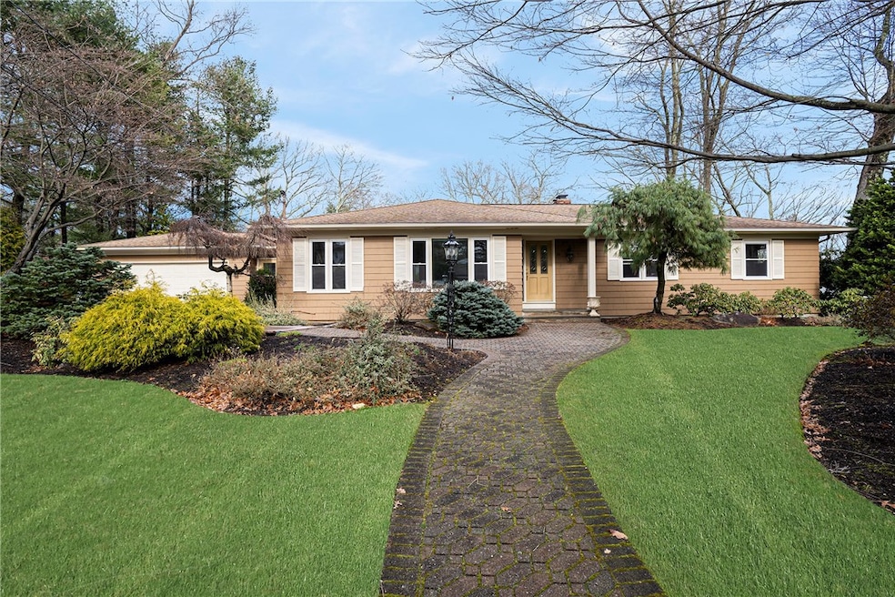 24 Maplecrest Dr, Greenville, RI 02828 - photo 1