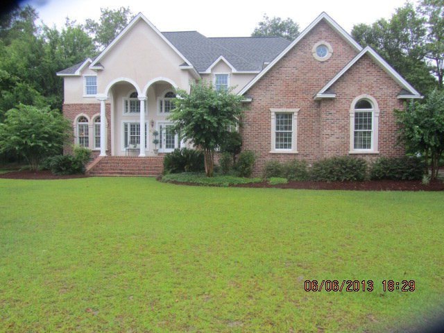 813 Briarwood Rd, Douglas, GA 31533 - photo 1