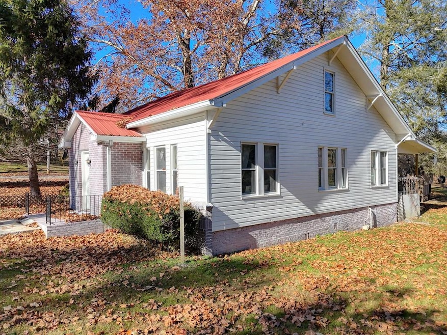 760 Kingtown St, Blue Ridge, GA 30513 - photo 1