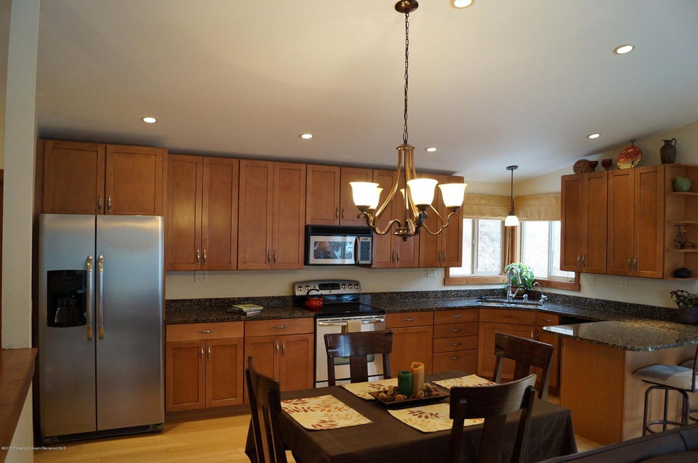 Kitchen view 2.JPG