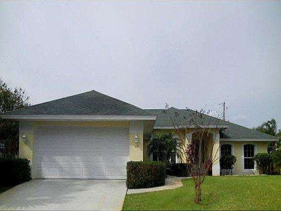 378 Yellowstone Ave NE, Palm Bay, FL 32907 - photo 1